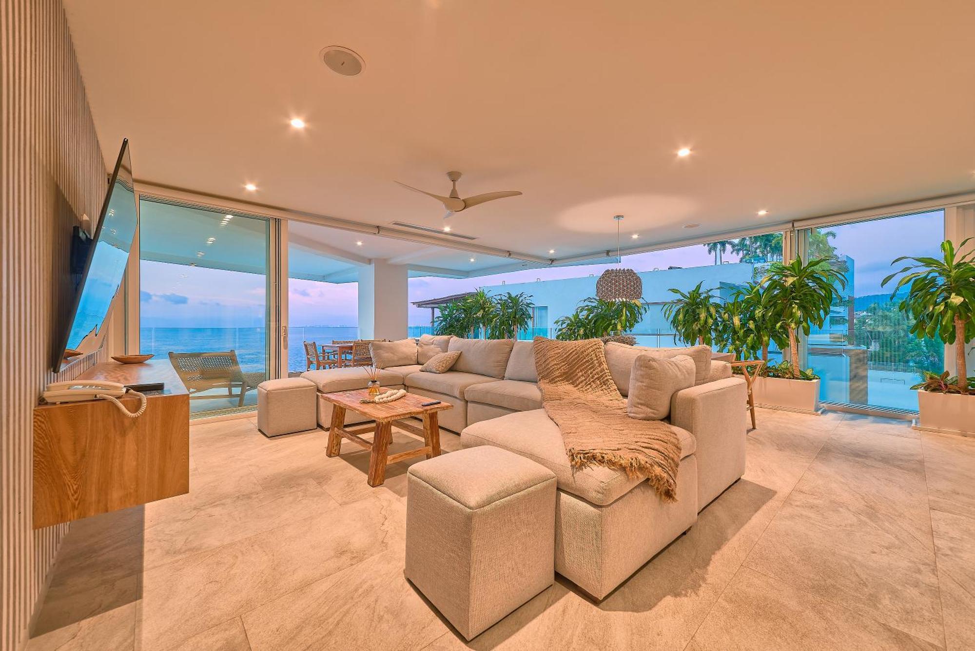 Maxwell Residences At Indah Puerto Vallarta Exterior photo